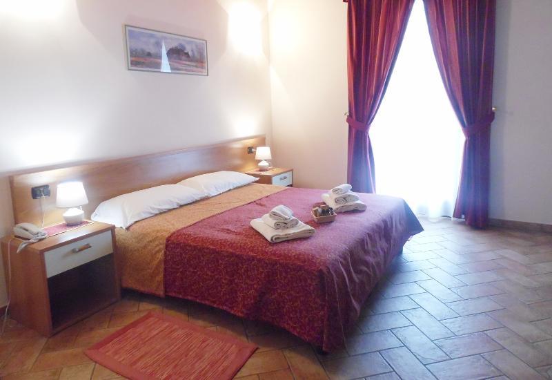 Hotel Agli Ulivi ヴァレッジョ・スル・ミンチョ エクステリア 写真