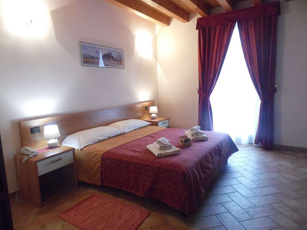 Hotel Agli Ulivi ヴァレッジョ・スル・ミンチョ 部屋 写真
